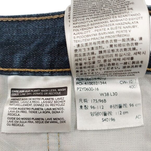 Levi's Jeans Mens 38x28 Blue 559 Straight Leg Dark Wash Durable Work Denim - Picture 10 of 12